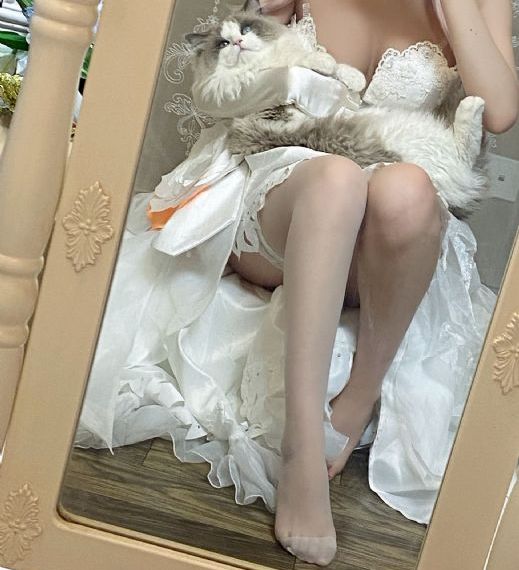 诱人的女秘书_HD视频大全